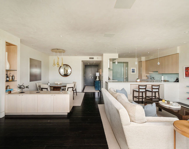 9255 Doheny Road - Photo Thumbnail 3