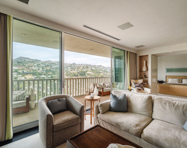 9255 Doheny Road - Photo Thumbnail 5