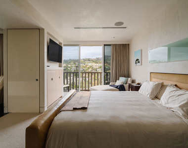 9255 Doheny Road - Photo Thumbnail 9