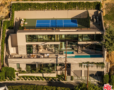 8777 W Hollywood Boulevard - Photo Thumbnail 11