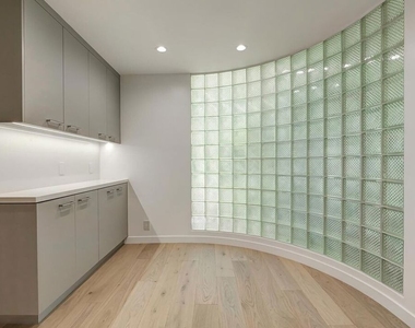 2142 Century Park Lane - Photo Thumbnail 17