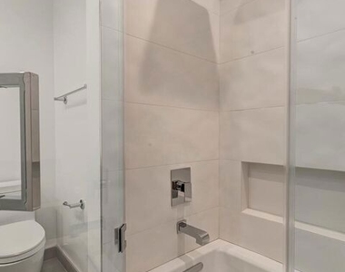 2142 Century Park Lane - Photo Thumbnail 20