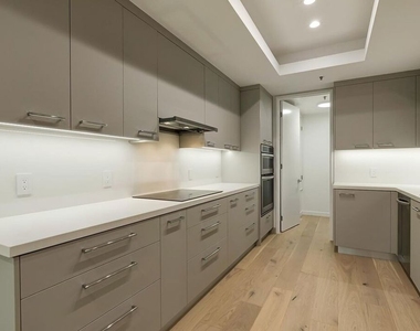 2142 Century Park Lane - Photo Thumbnail 13