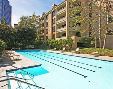 2142 Century Park Lane - Photo Thumbnail 32