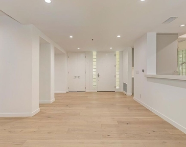 2142 Century Park Lane - Photo Thumbnail 11