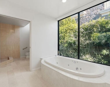 510 Toyopa Drive - Photo Thumbnail 17