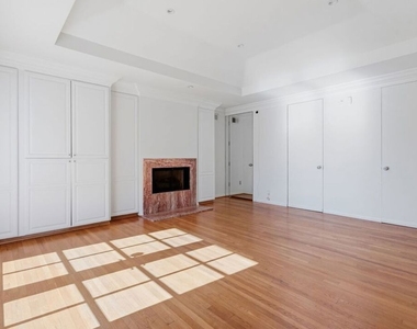 510 Toyopa Drive - Photo Thumbnail 15