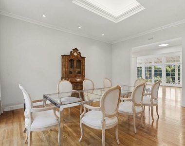 510 Toyopa Drive - Photo Thumbnail 7