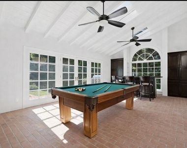 510 Toyopa Drive - Photo Thumbnail 13
