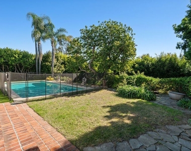 510 Toyopa Drive - Photo Thumbnail 28
