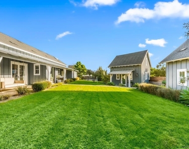 1245 Canton Ct - Photo Thumbnail 6