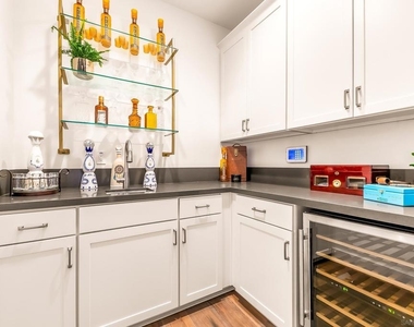 1245 Canton Ct - Photo Thumbnail 21