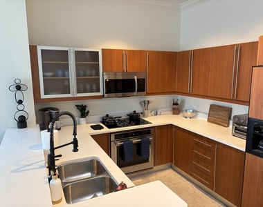 1551 N Flagler Drive - Photo Thumbnail 1