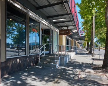 10720 5th Ave Ne - Photo Thumbnail 49