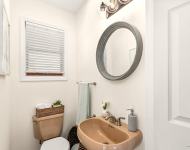 401 Hunter Avenue - Photo Thumbnail 11