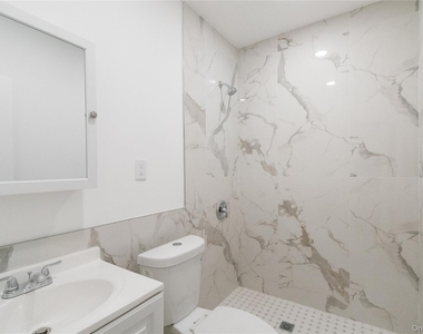 21-29 Audrey Avenue - Photo Thumbnail 5