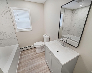 130 5th Avenue - Photo Thumbnail 8