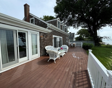 1429 Peconic Bay Boulevard - Photo Thumbnail 16