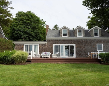 1429 Peconic Bay Boulevard - Photo Thumbnail 15