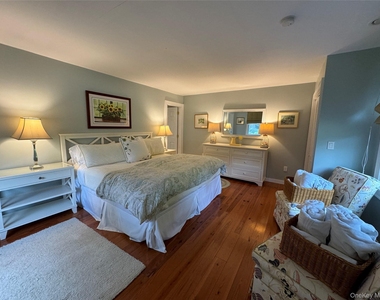 1429 Peconic Bay Boulevard - Photo Thumbnail 10
