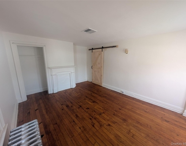 239 Main Street - Photo Thumbnail 5
