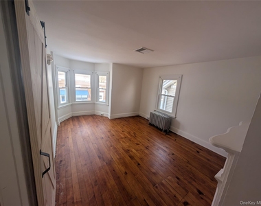 239 Main Street - Photo Thumbnail 1