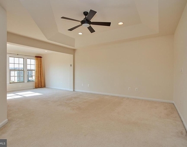42649 Macauley Place - Photo Thumbnail 14