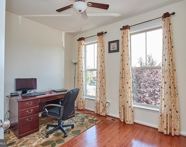 42649 Macauley Place - Photo Thumbnail 11