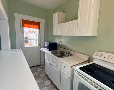5717 Kingsessing Avenue - Photo Thumbnail 8