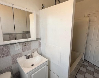5717 Kingsessing Avenue - Photo Thumbnail 10