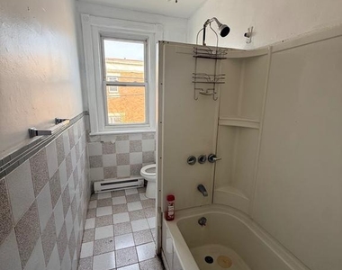 5717 Kingsessing Avenue - Photo Thumbnail 9