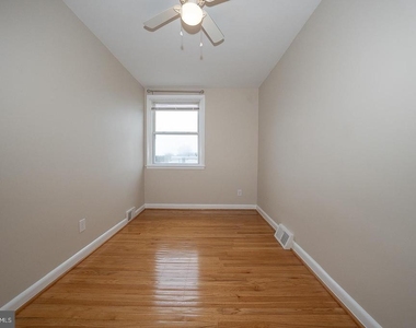 130 Ivy Court - Photo Thumbnail 44