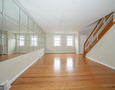 130 Ivy Court - Photo Thumbnail 18