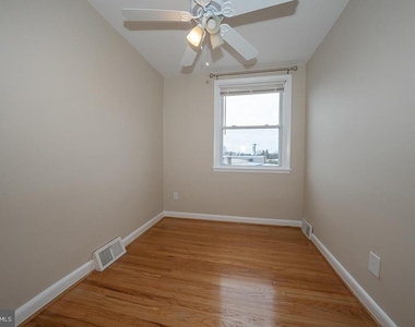 130 Ivy Court - Photo Thumbnail 39