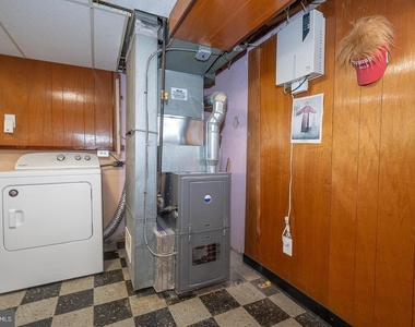 130 Ivy Court - Photo Thumbnail 6