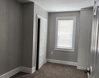 108 New Broadway - Photo Thumbnail 10