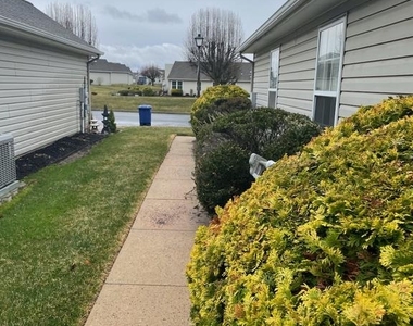 28 Palmer Square - Photo Thumbnail 1