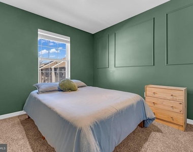 8805 Mimosa Avenue - Photo Thumbnail 7