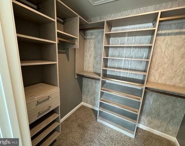 8805 Mimosa Avenue - Photo Thumbnail 8