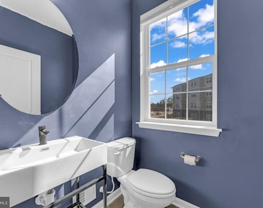 8805 Mimosa Avenue - Photo Thumbnail 31