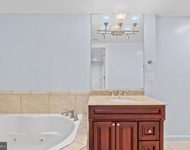 5937 Avon Drive - Photo Thumbnail 13