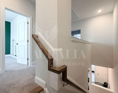 1306 Farm Pond Trail - Photo Thumbnail 34