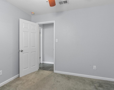 13205 Bourbon St - Photo Thumbnail 14