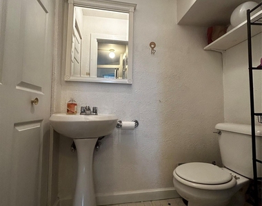 4511 Avenue B - Photo Thumbnail 2