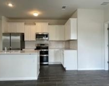 9616 Whispher Willow Blvd - Photo Thumbnail 5