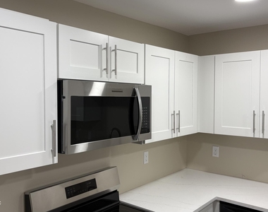 5933 Jammes Road - Photo Thumbnail 17