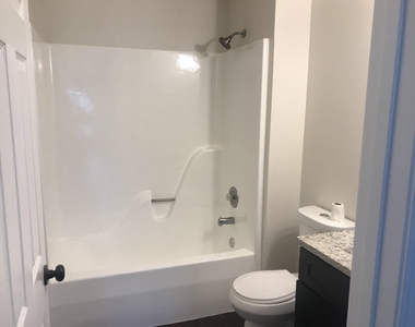 1751 Ranchview Drive - Photo Thumbnail 9