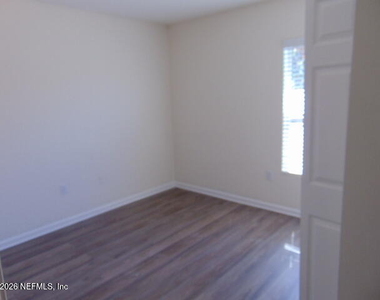 9626 Belda Way - Photo Thumbnail 19