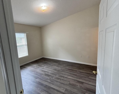 9626 Belda Way - Photo Thumbnail 16