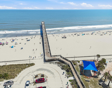205 Seaside Vis Court - Photo Thumbnail 45